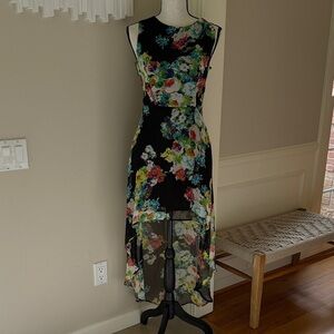 Forever 21 Size Small Black Floral Sleeveless High-Low Dress